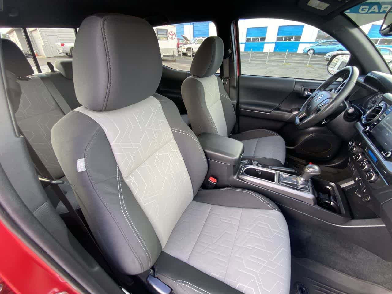 Thumbnail: 2022 Toyota Tacoma - 23