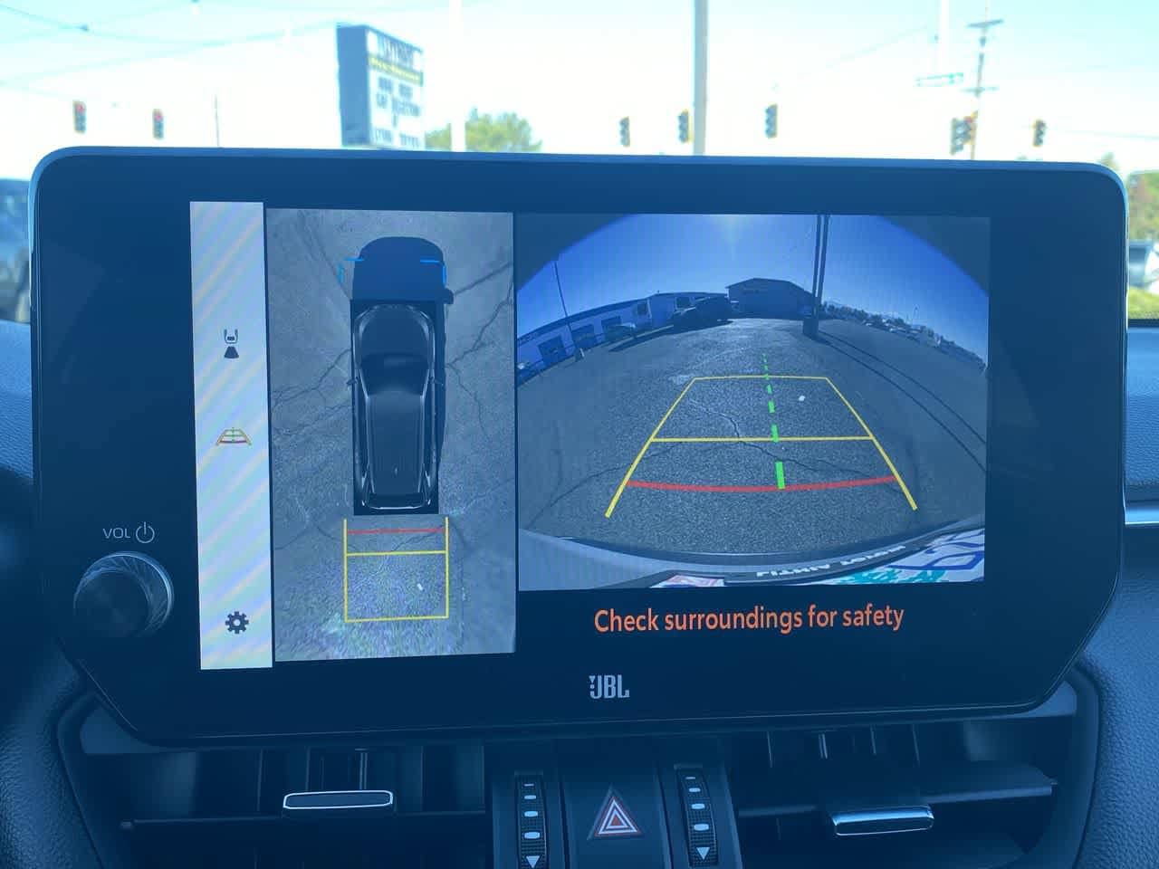 Thumbnail: 2024 Toyota RAV4 - 17