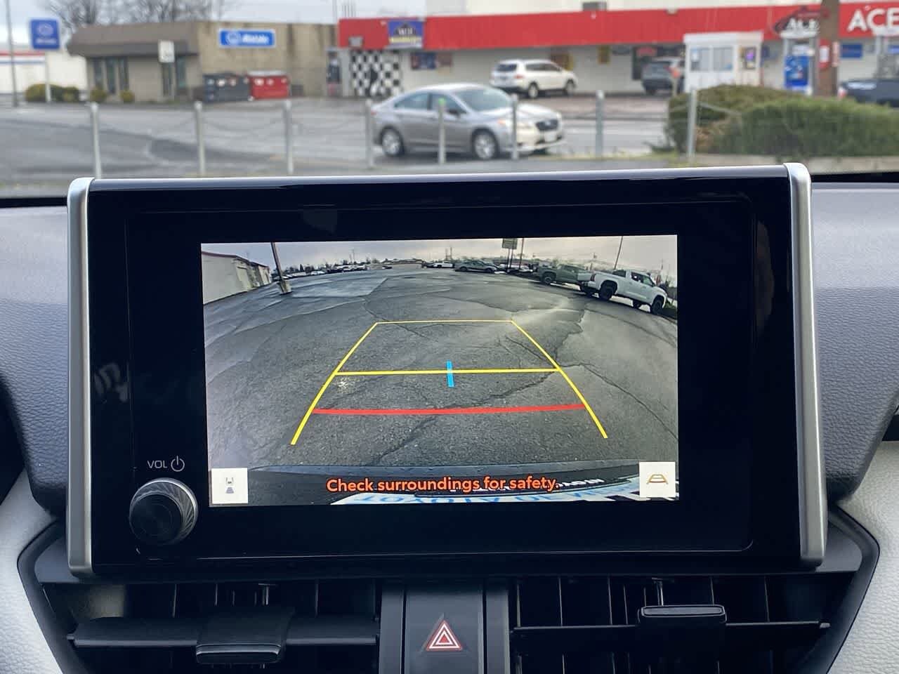 Thumbnail: 2025 Toyota RAV4 - 17