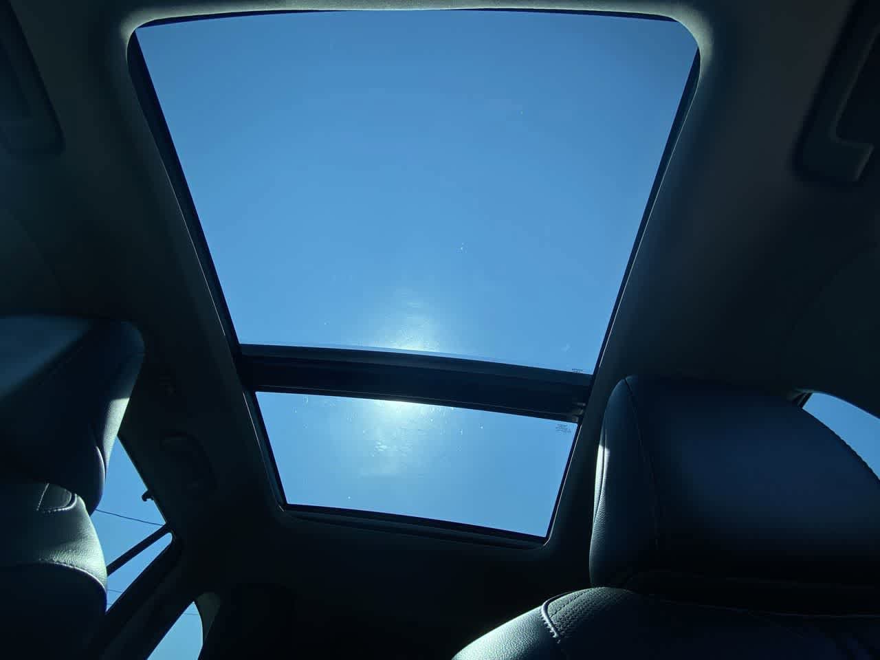 Thumbnail: 2023 Toyota Highlander - 21