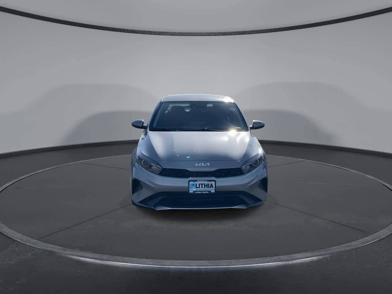 Thumbnail: 2024 Kia Forte - 3