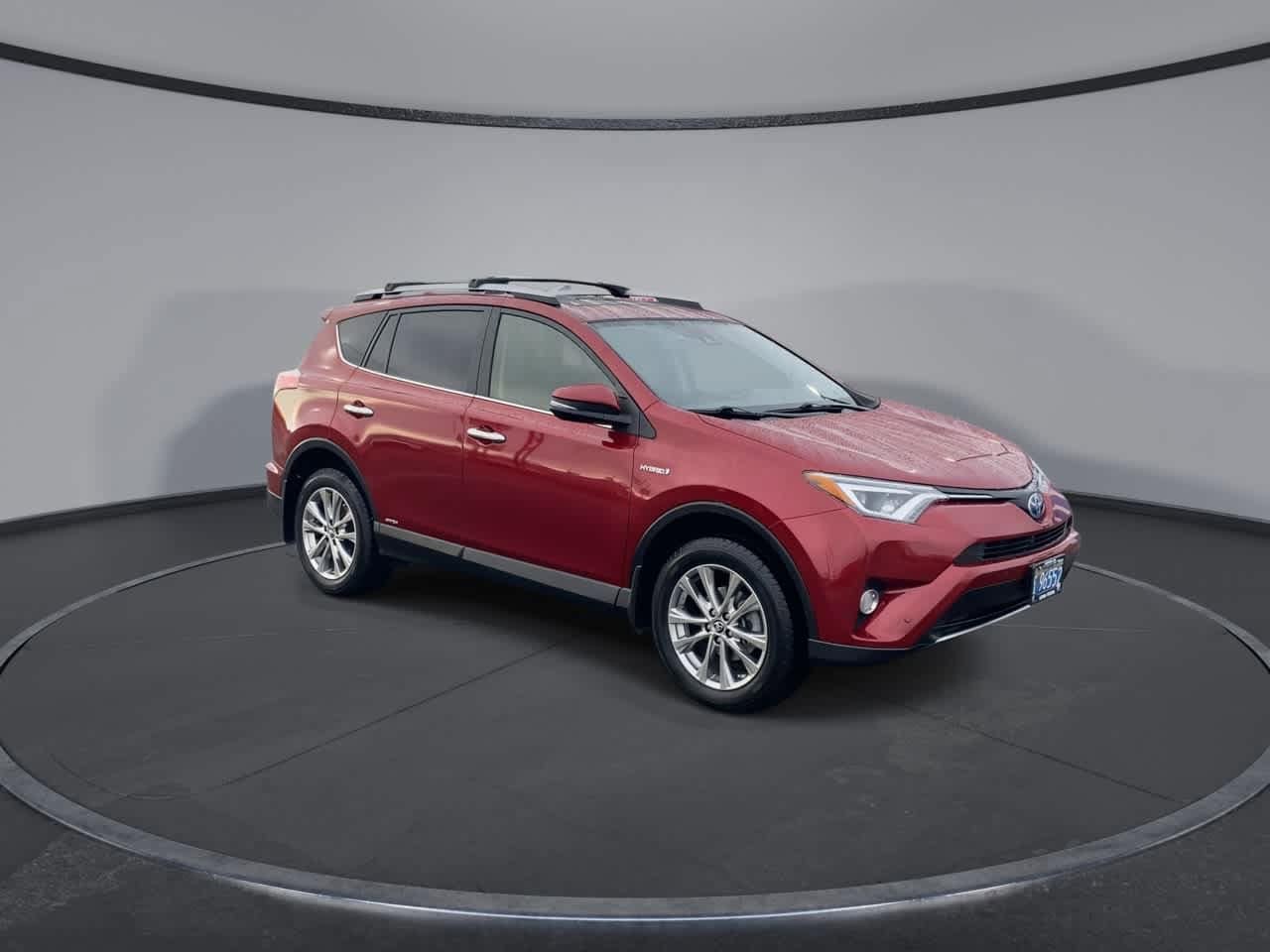Thumbnail: 2018 Toyota RAV4 - 2