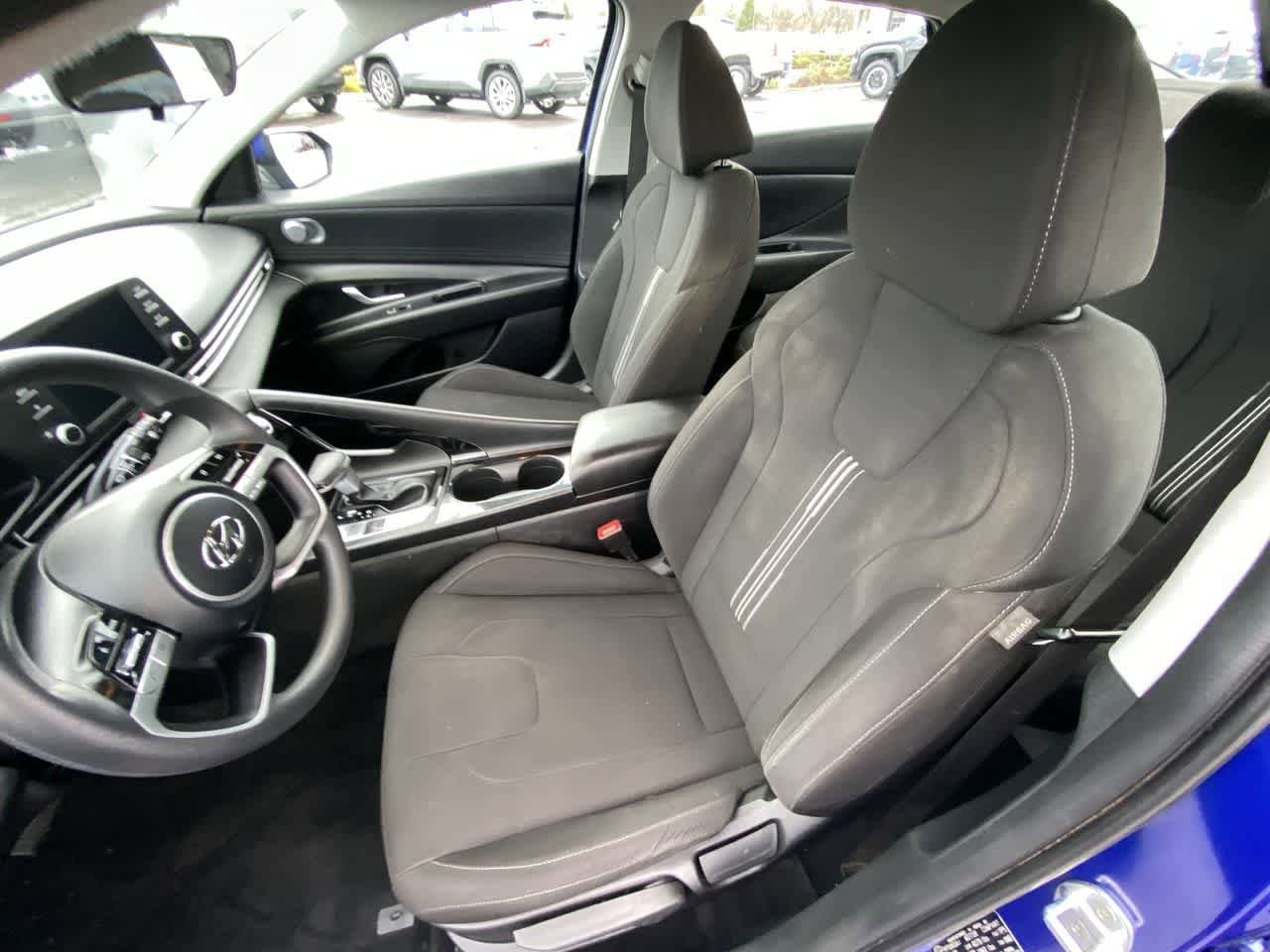 Thumbnail: 2023 Hyundai Elantra - 11