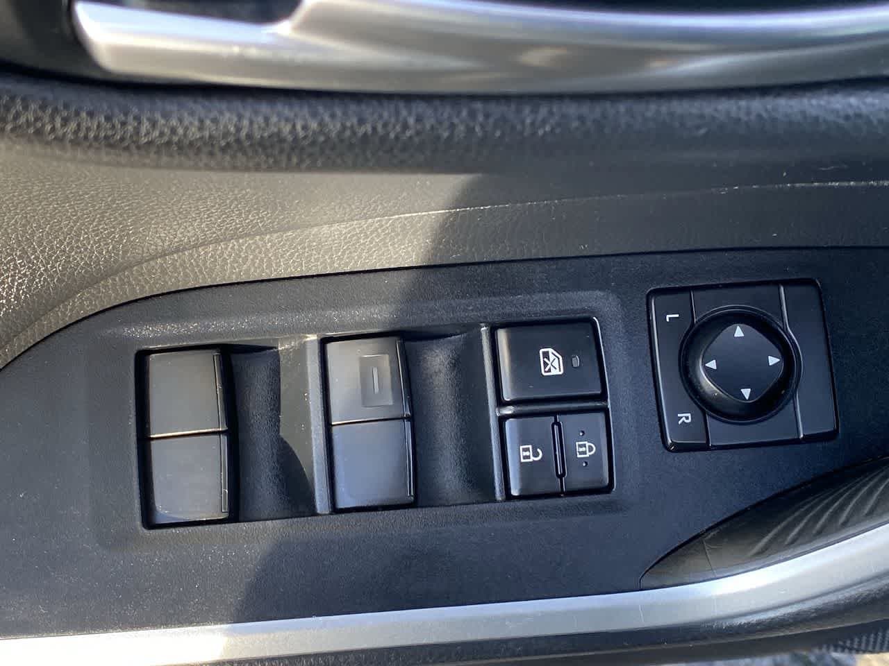 Thumbnail: 2021 Toyota RAV4 - 13