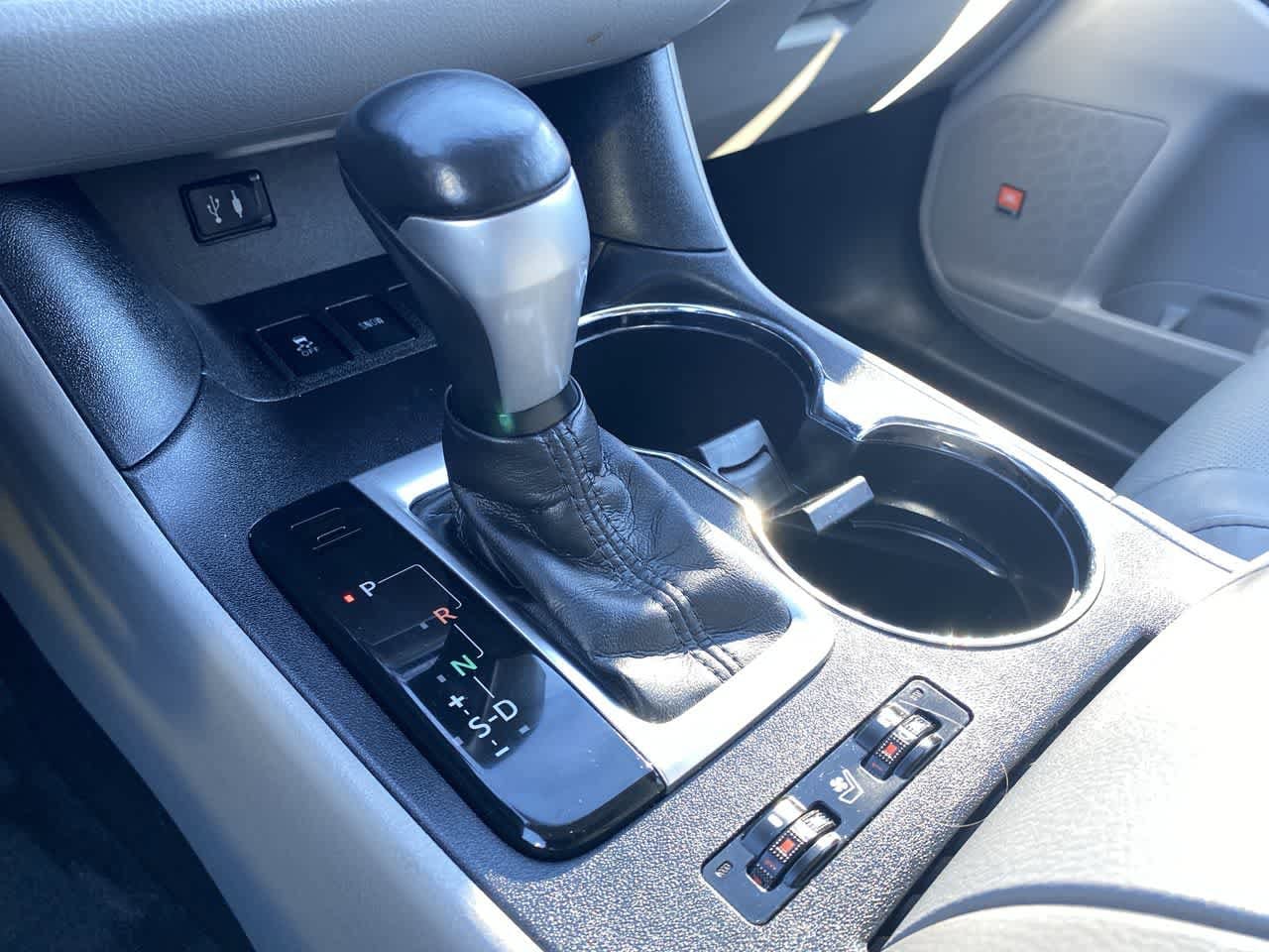 Thumbnail: 2015 Toyota Highlander - 19