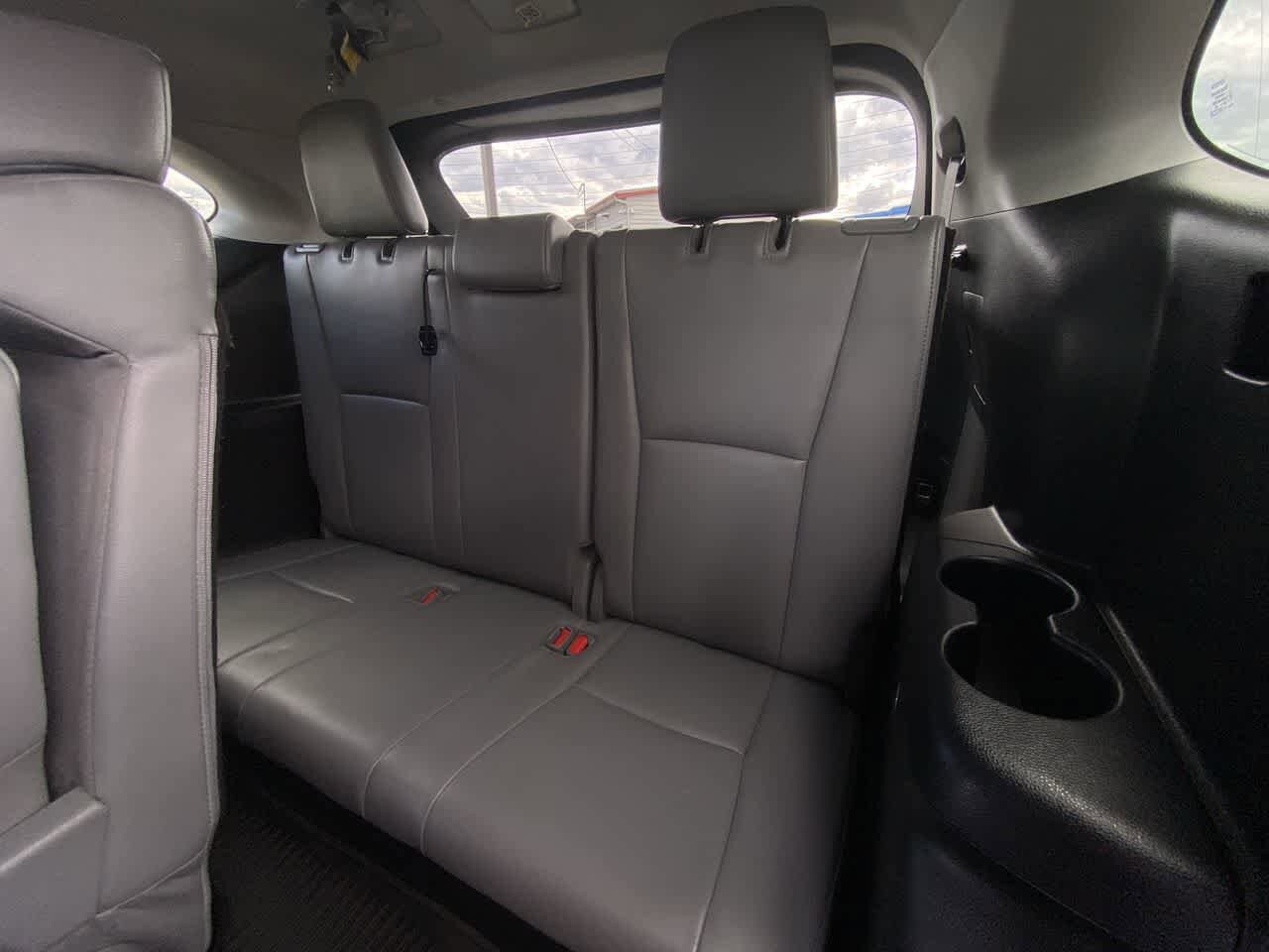 Thumbnail: 2022 Toyota Highlander - 23