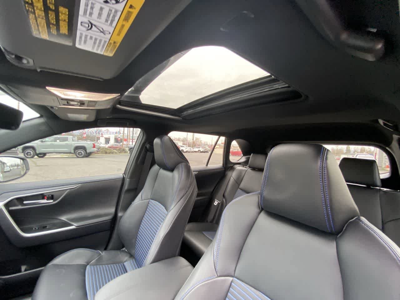 Thumbnail: 2024 Toyota RAV4 - 21