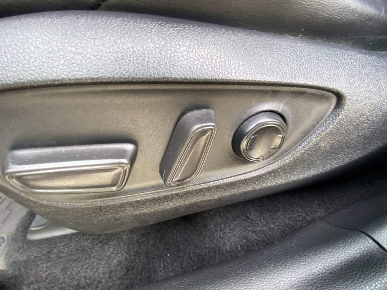 Thumbnail: 2021 Toyota RAV4 - 12