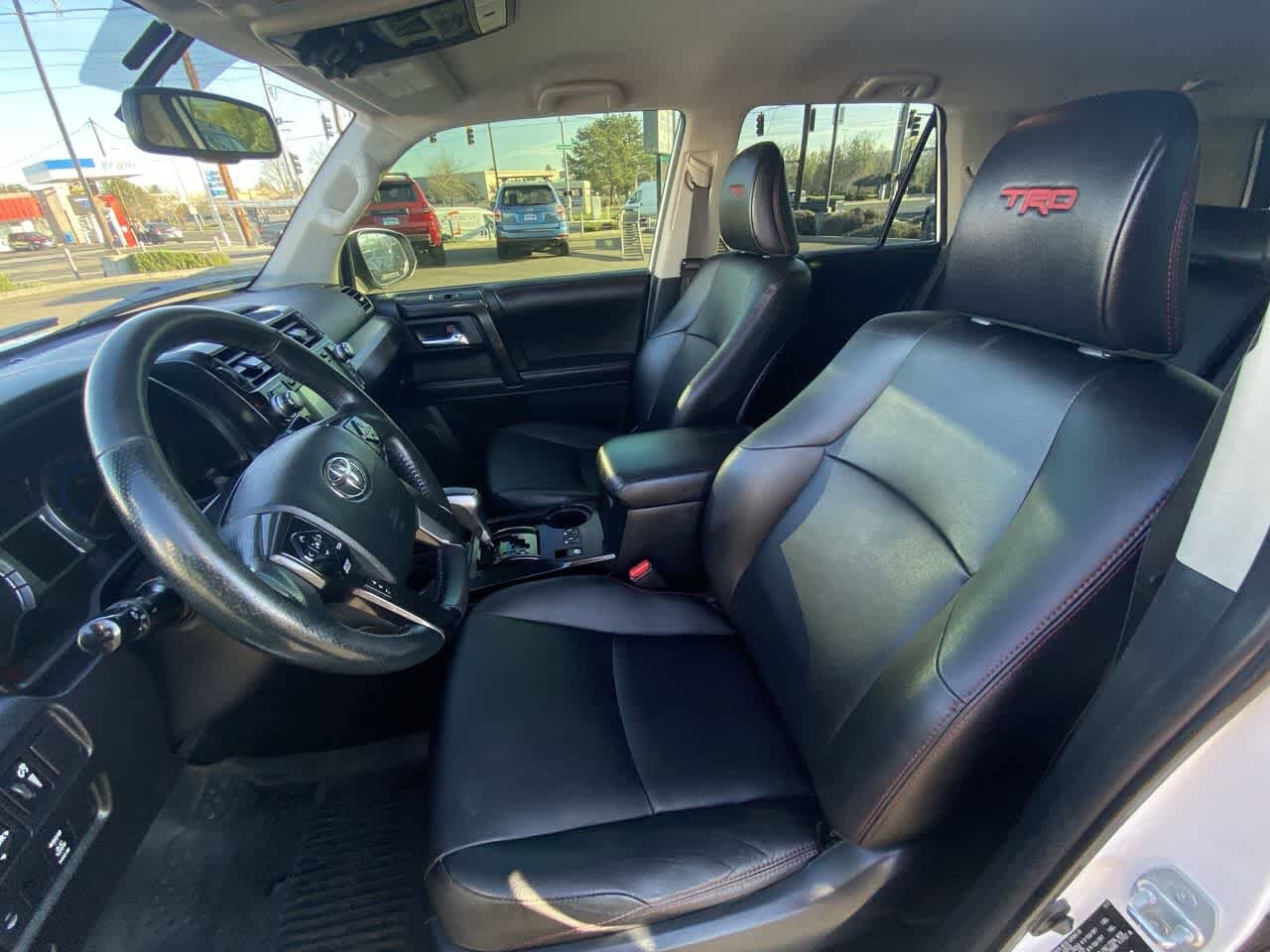 Thumbnail: 2018 Toyota 4Runner - 11