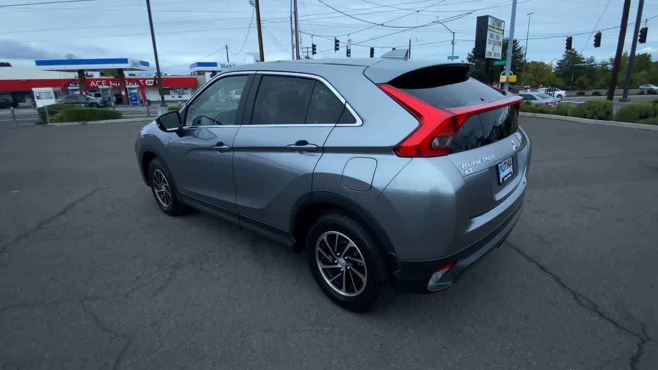 Thumbnail: 2020 Mitsubishi Eclipse Cross - 10