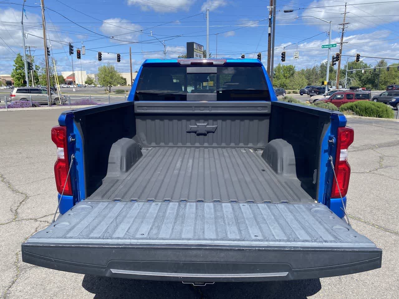 Thumbnail: 2022 Chevrolet Silverado 1500 - 23