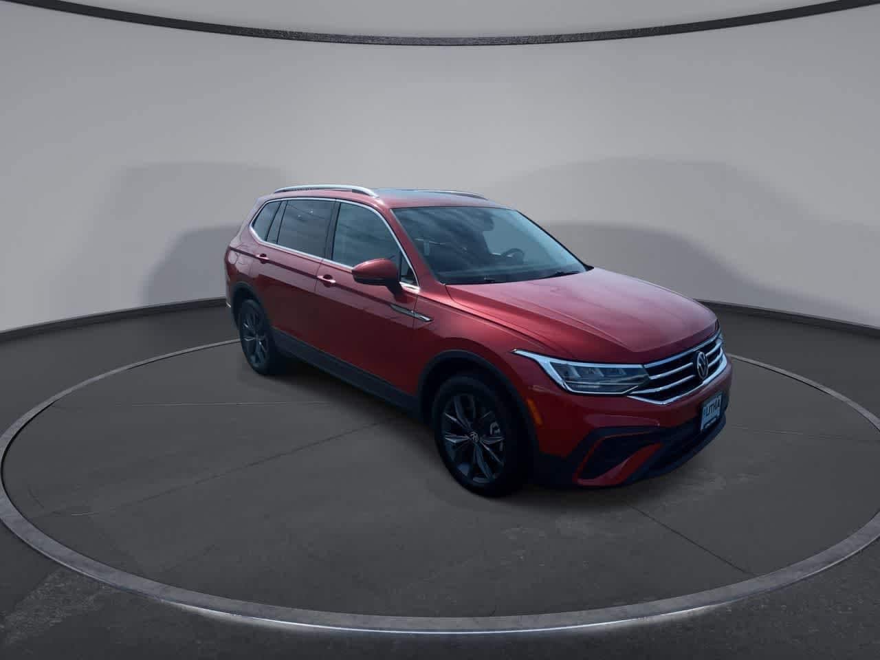 Used 2022 Volkswagen Tiguan SE with VIN 3VV2B7AX0NM126162 for sale in Medford, OR