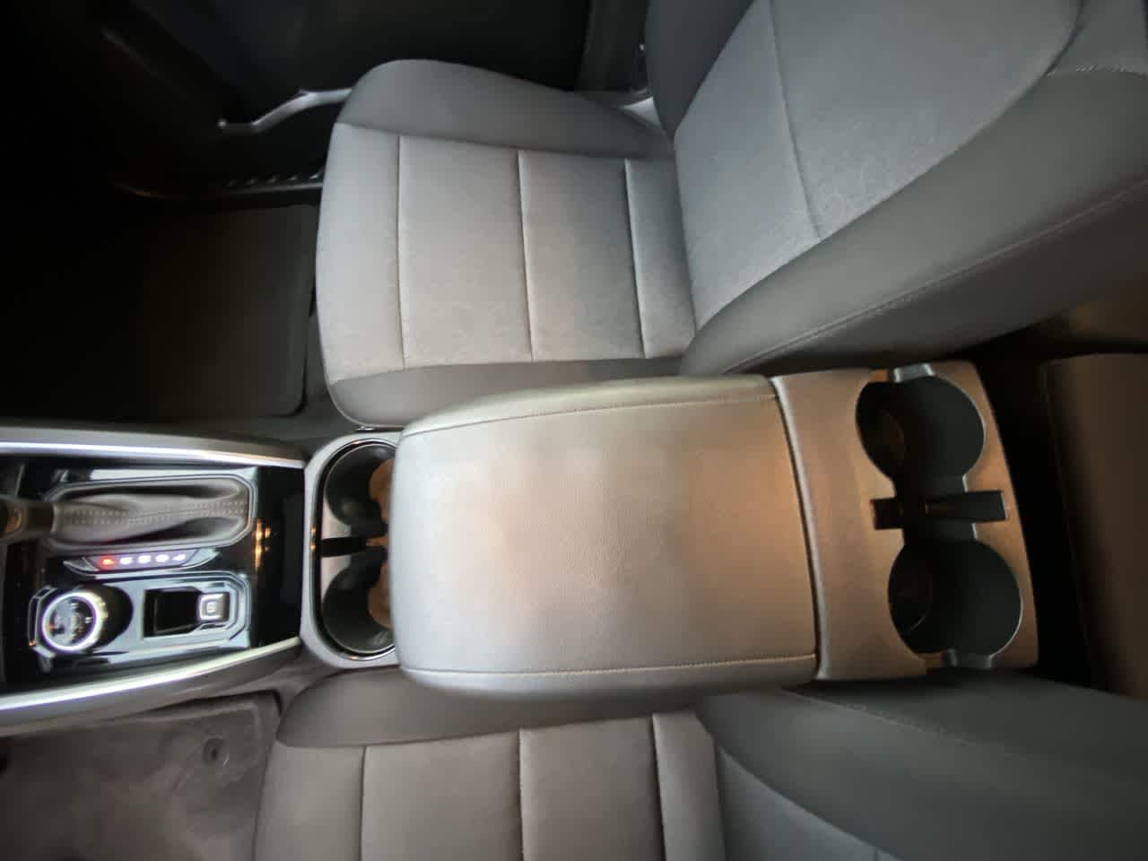 Thumbnail: 2024 Chevrolet Colorado - 20