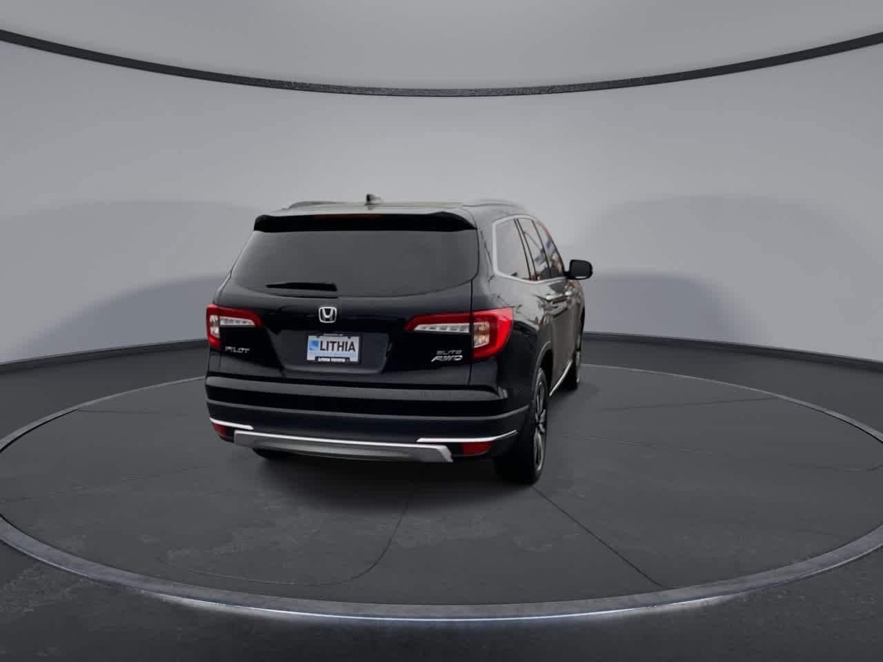 Thumbnail: 2019 Honda Pilot - 7