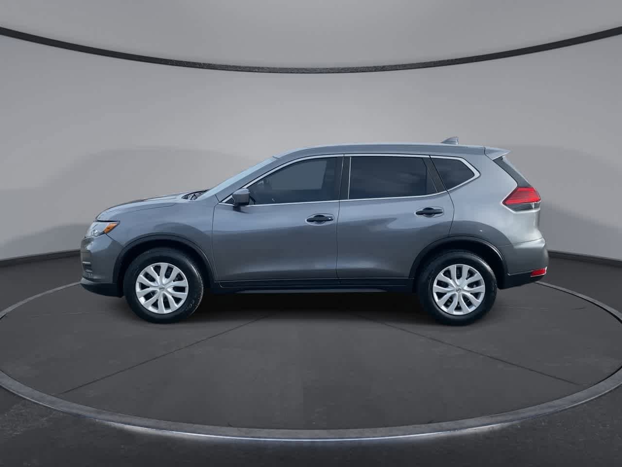 Thumbnail: 2017 Nissan Rogue - 5