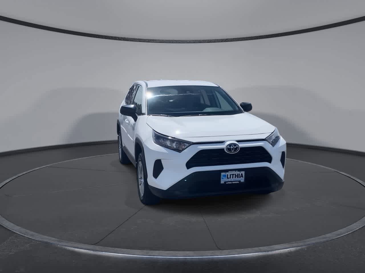 Thumbnail: 2022 Toyota RAV4 - 4