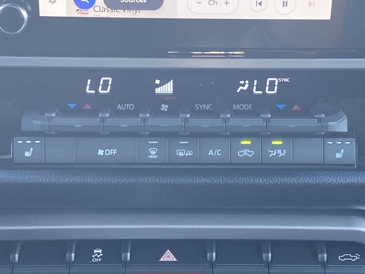Thumbnail: 2026 Toyota Tundra - 18