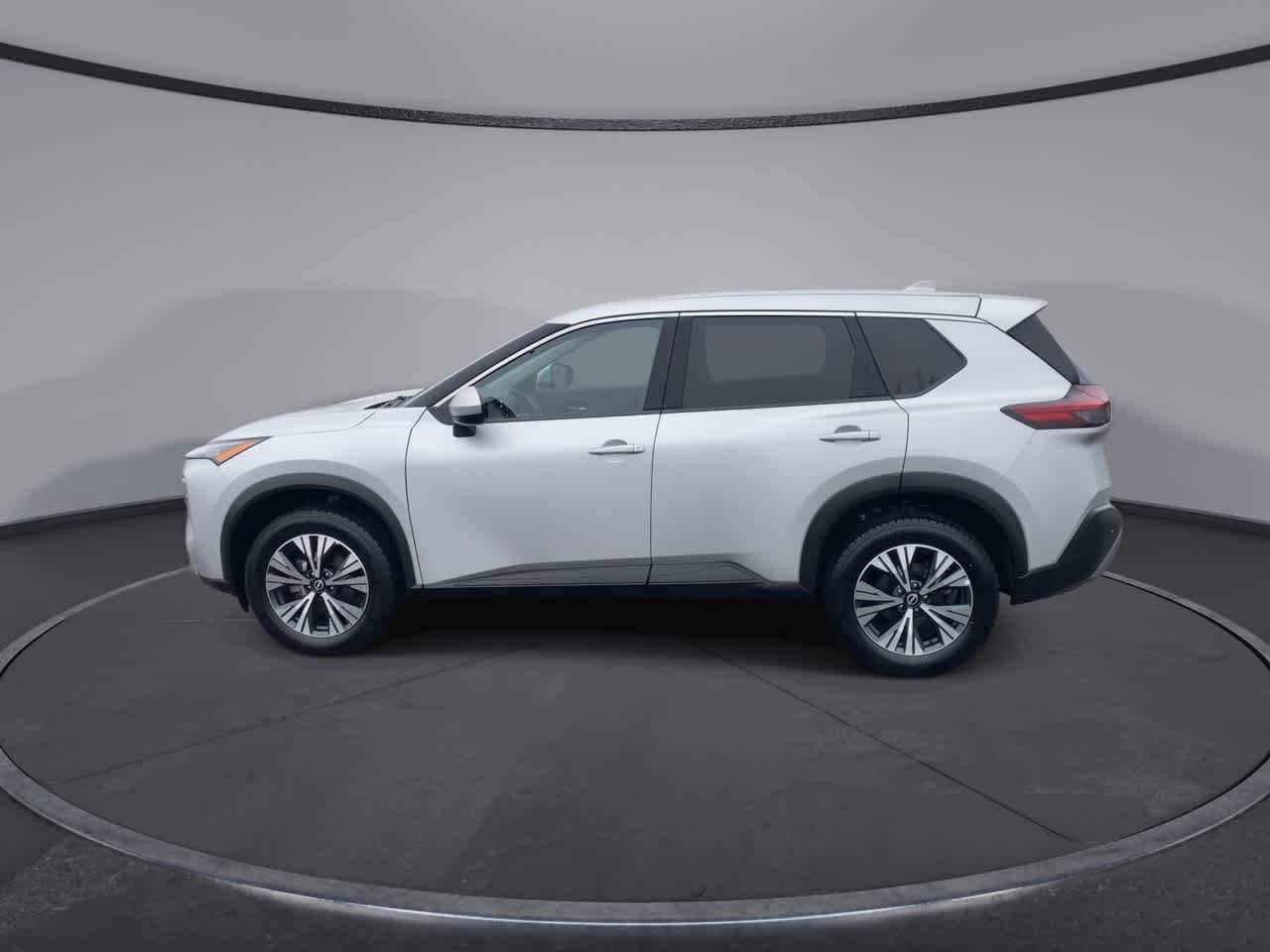Thumbnail: 2023 Nissan Rogue - 5
