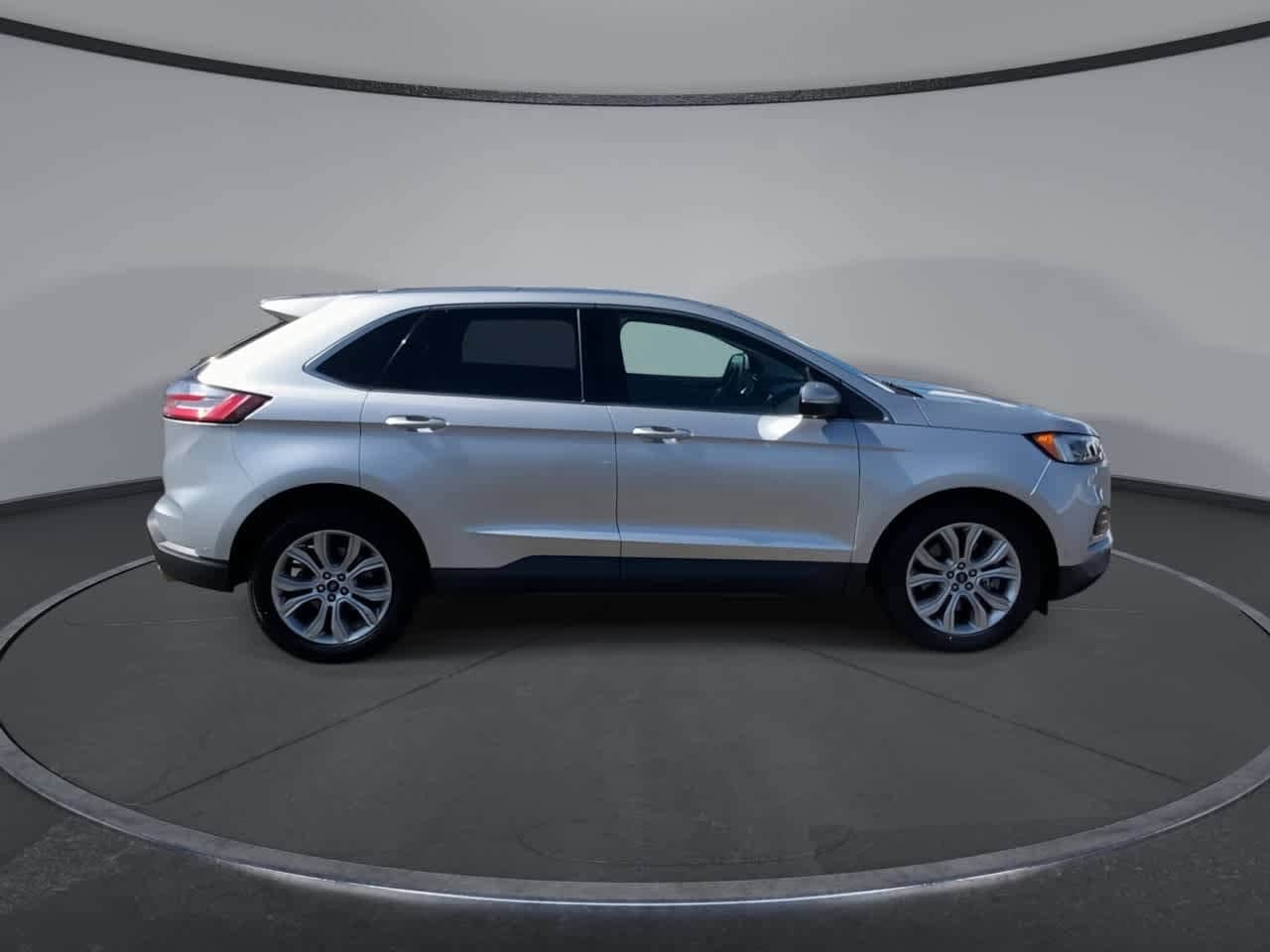 Thumbnail: 2019 Ford Edge - 9