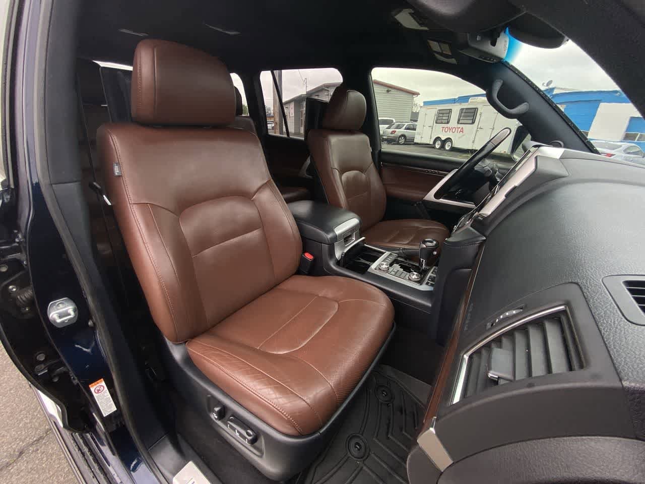 Thumbnail: 2019 Toyota Land Cruiser - 26