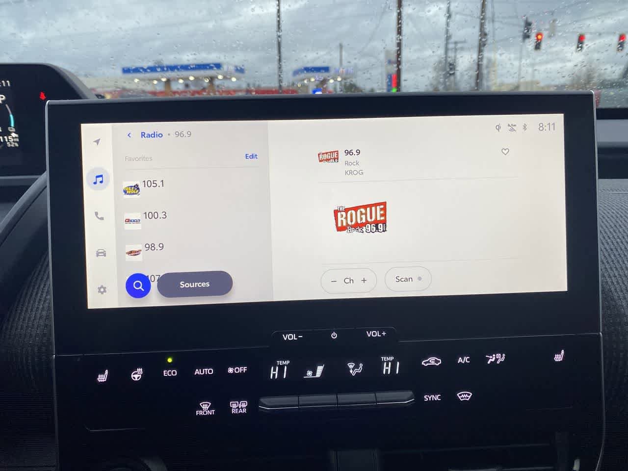 Thumbnail: 2025 Toyota bZ4X - 16