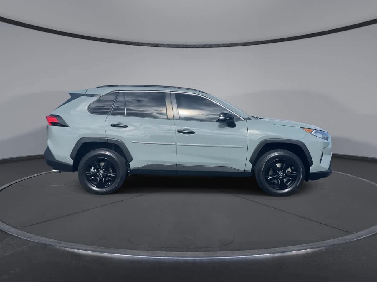 Thumbnail: 2019 Toyota RAV4 - 2