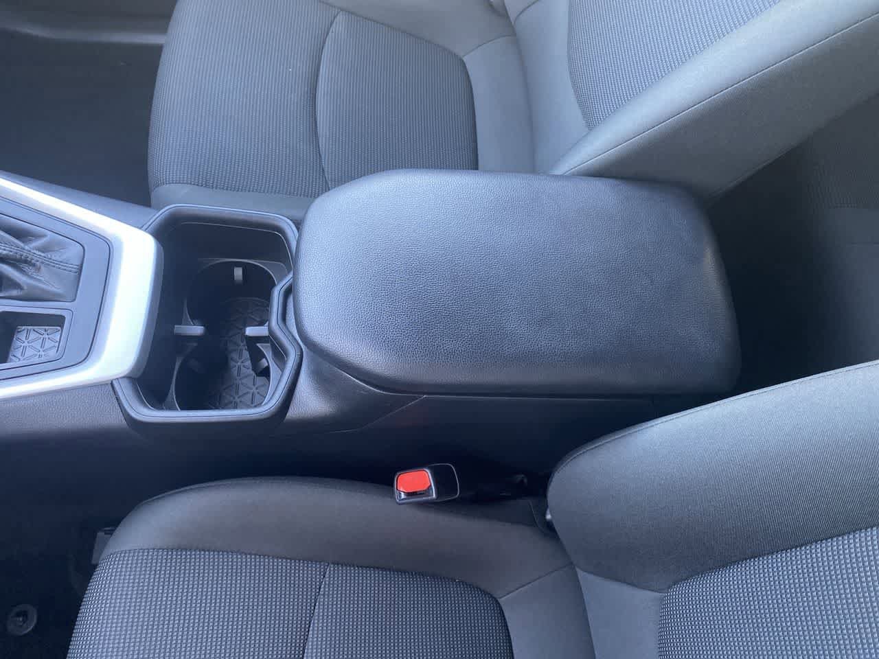 Thumbnail: 2024 Toyota RAV4 - 20