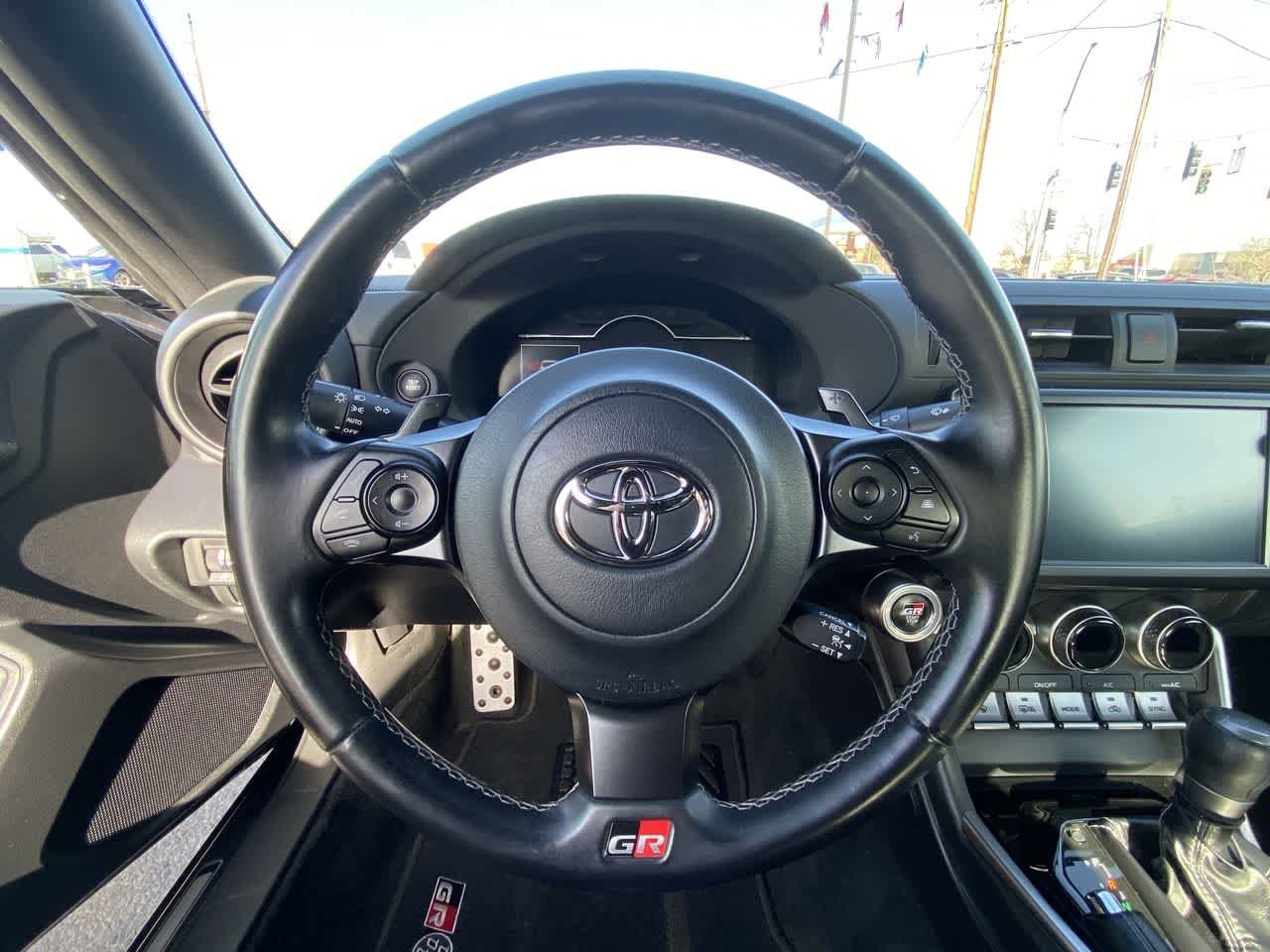 Thumbnail: 2023 Toyota GR86 - 14