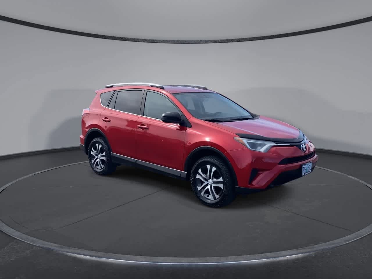 Thumbnail: 2016 Toyota RAV4 - 3