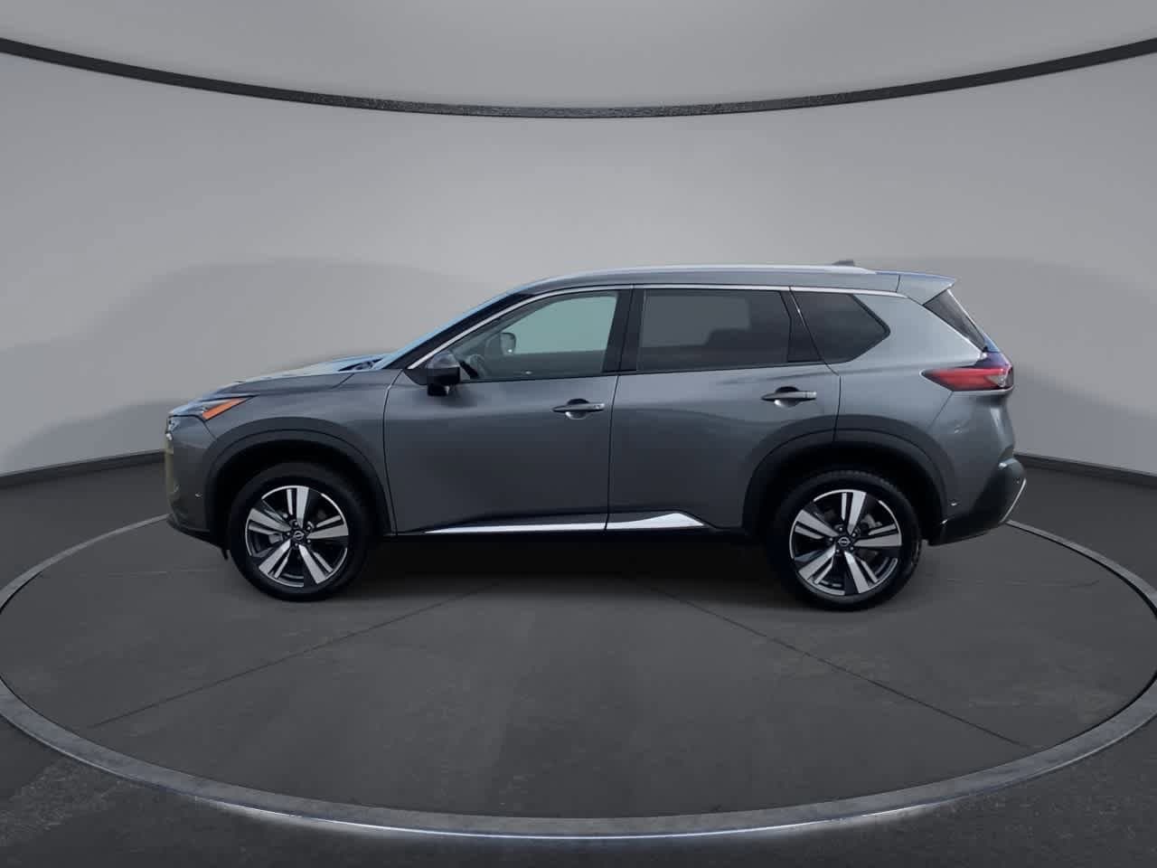 Thumbnail: 2023 Nissan Rogue - 5