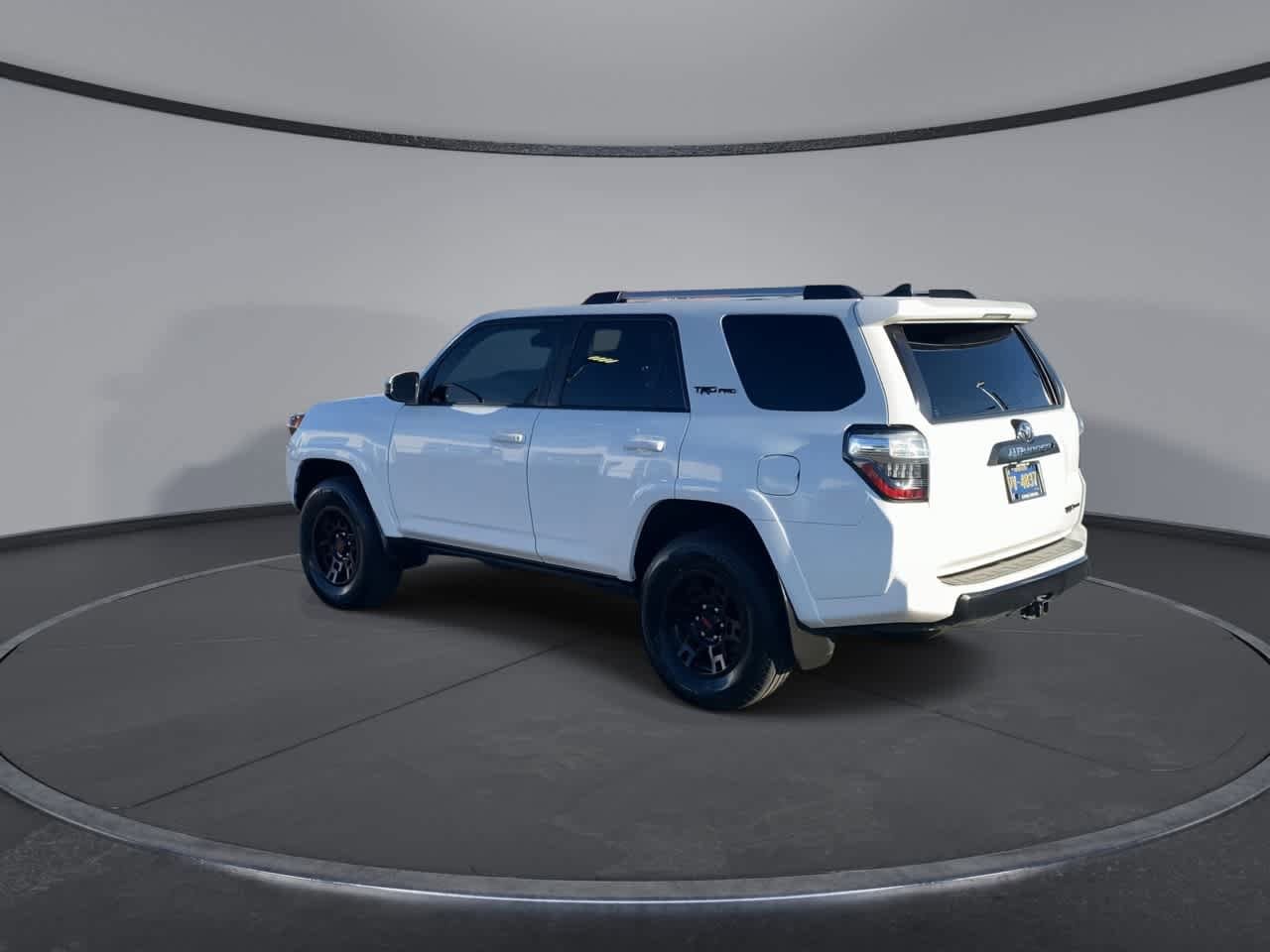 Thumbnail: 2018 Toyota 4Runner - 6