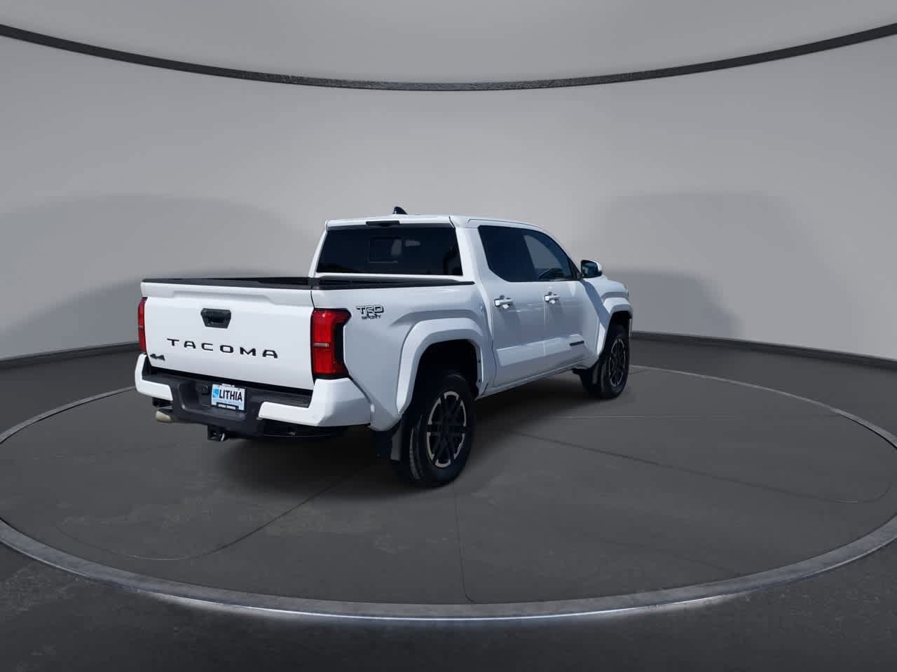 Thumbnail: 2024 Toyota Tacoma - 8