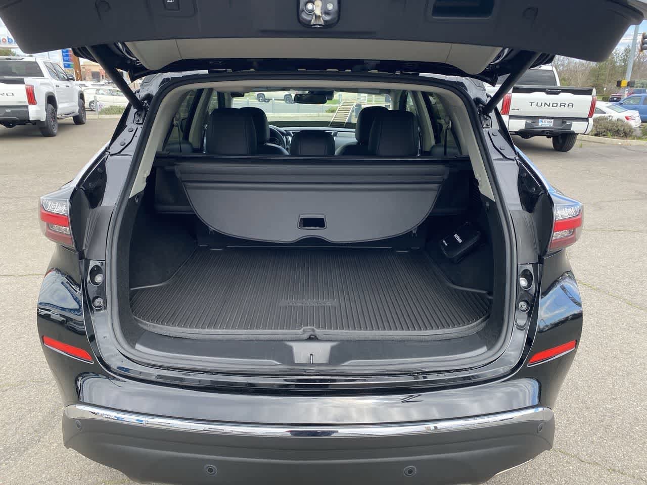 Thumbnail: 2020 Nissan Murano - 23