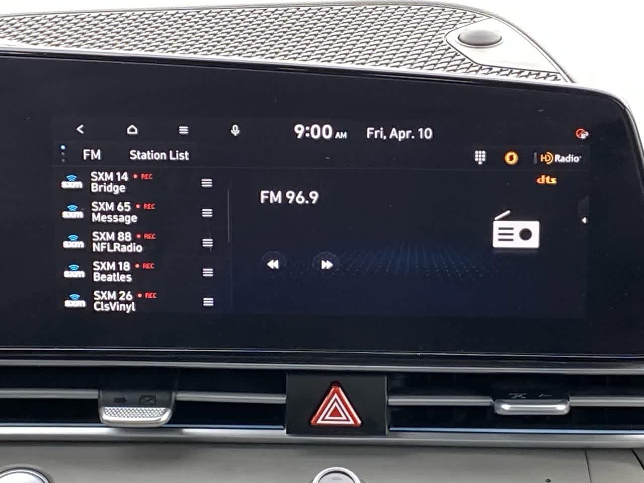 Thumbnail: 2025 Hyundai Elantra - 16