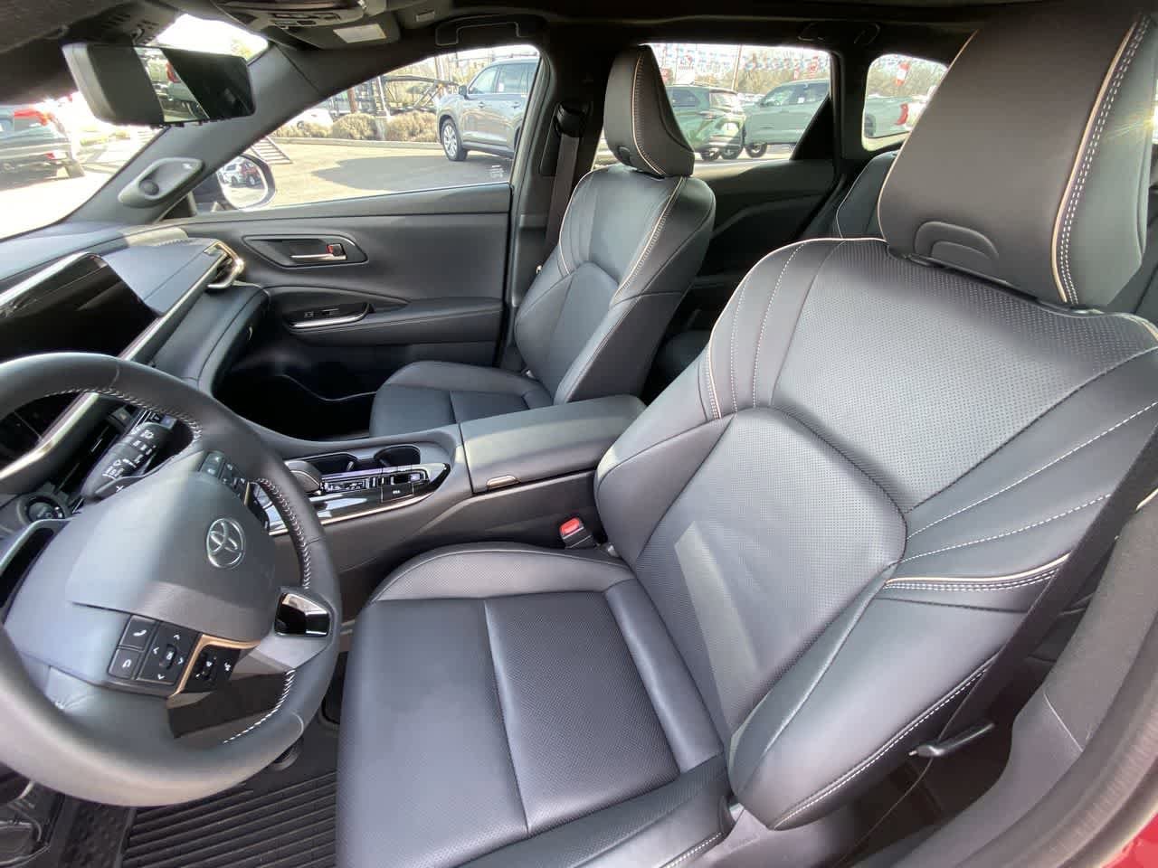 Thumbnail: 2025 Toyota Crown Signia - 11