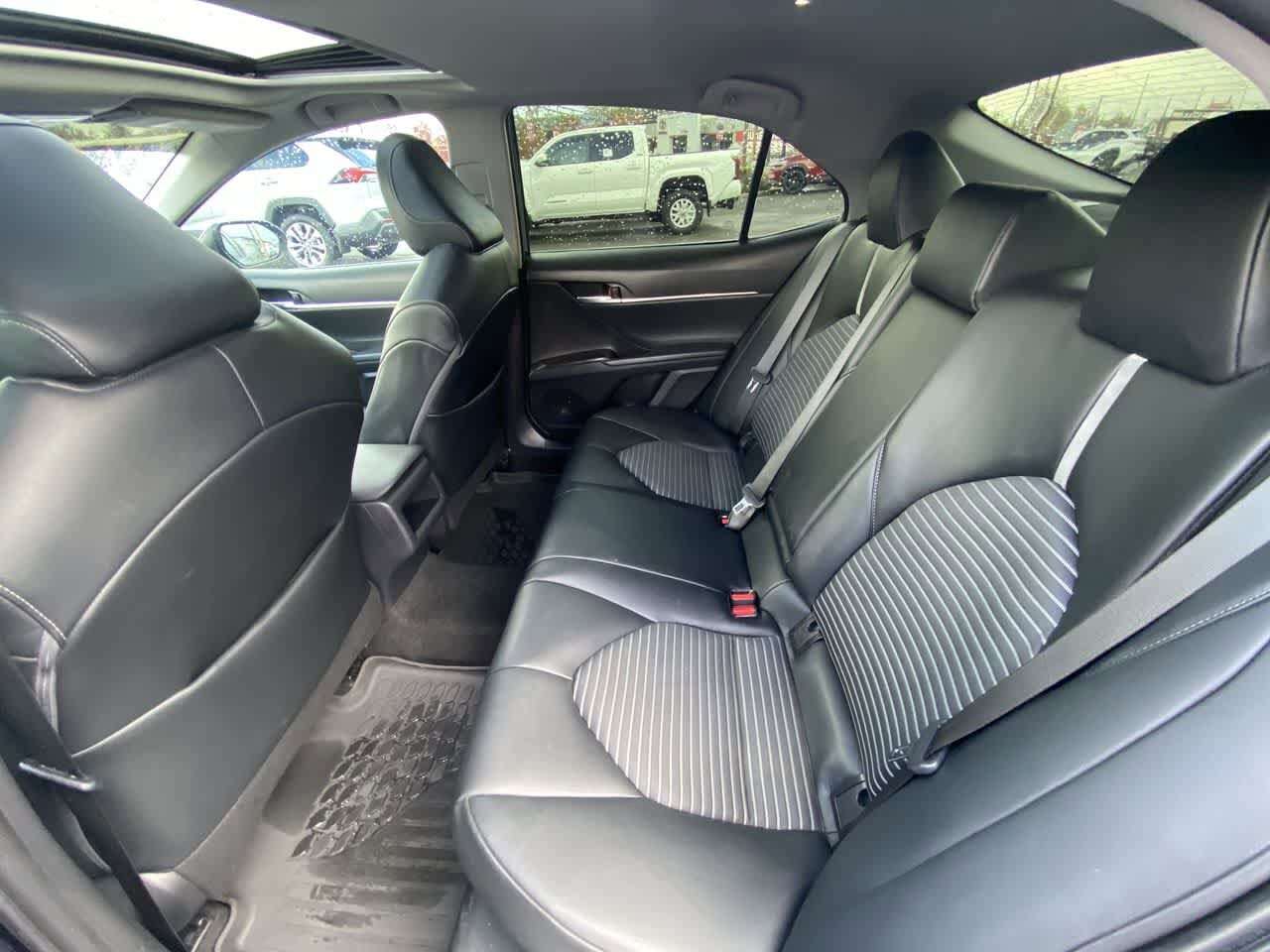 Thumbnail: 2021 Toyota Camry - 22