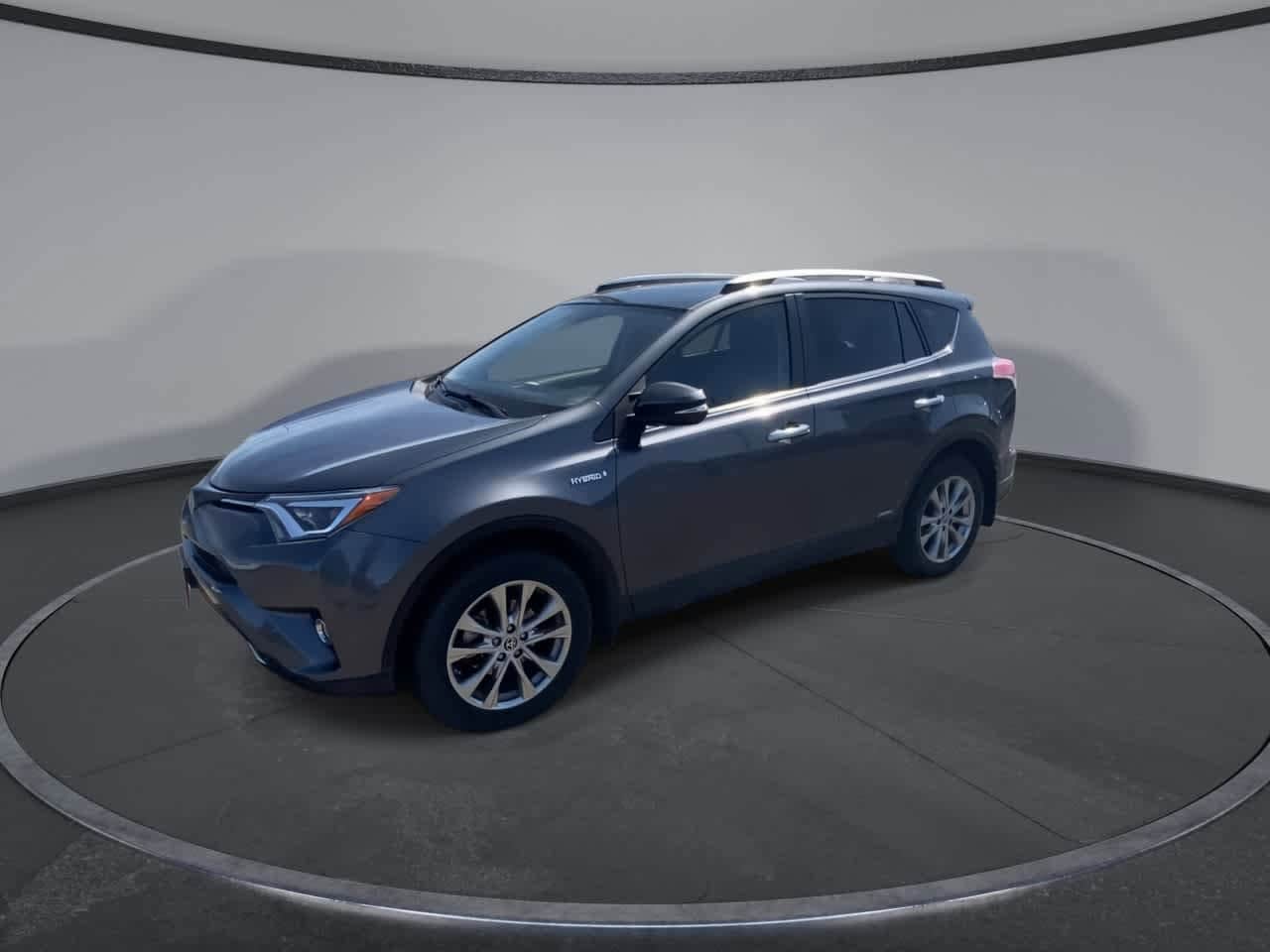 Thumbnail: 2016 Toyota RAV4 - 4