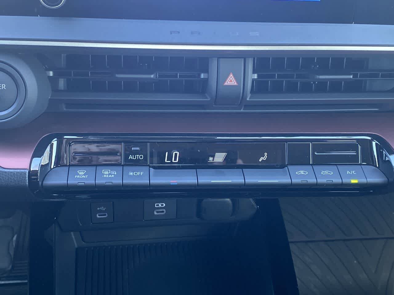 Thumbnail: 2024 Toyota Prius Prime - 17