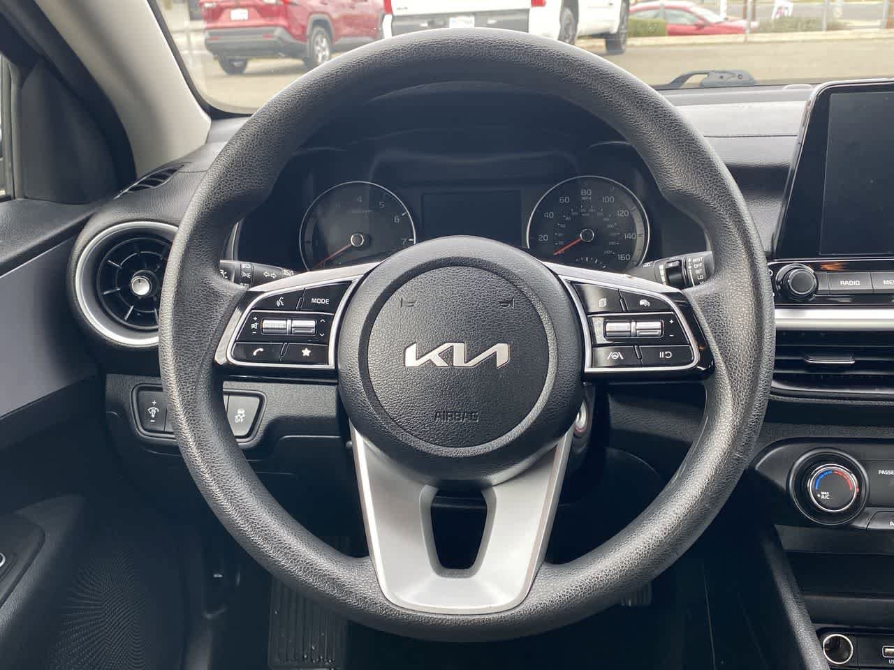 Thumbnail: 2024 Kia Forte - 14