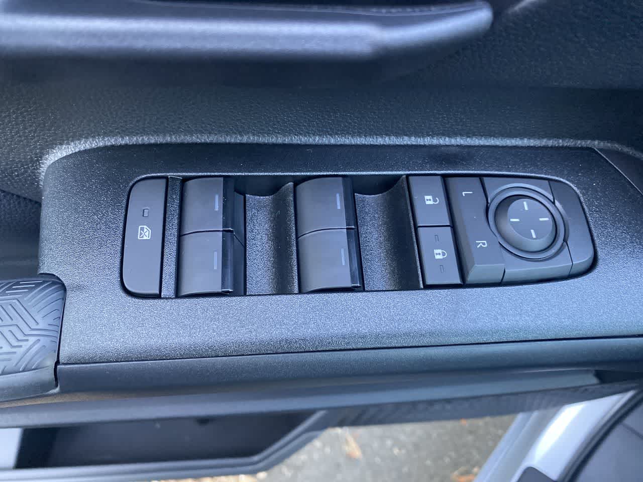 Thumbnail: 2025 Toyota 4Runner - 13