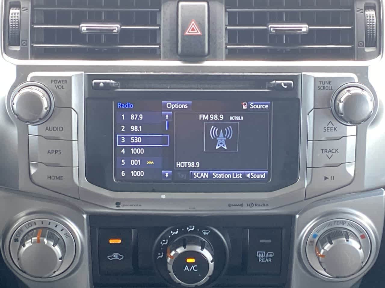 Thumbnail: 2018 Toyota 4Runner - 16