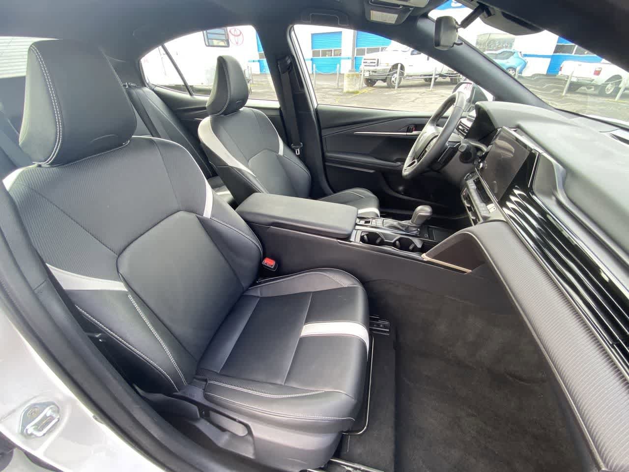 Thumbnail: 2025 Toyota Camry - 23