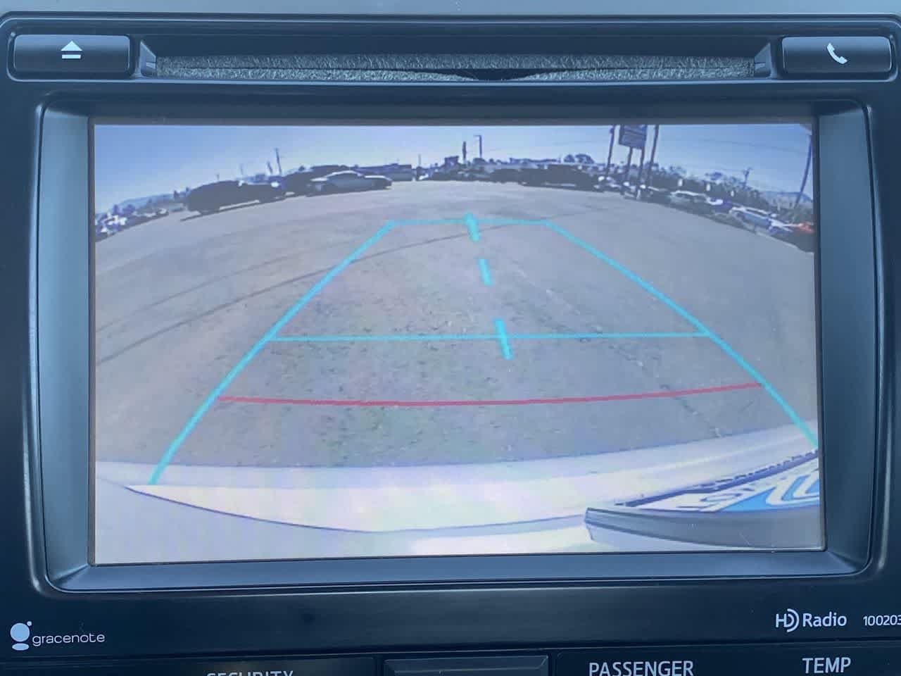 2014 Toyota Camry XLE - Photo 17