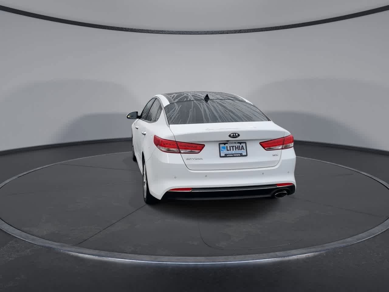 Thumbnail: 2018 Kia Optima - 7