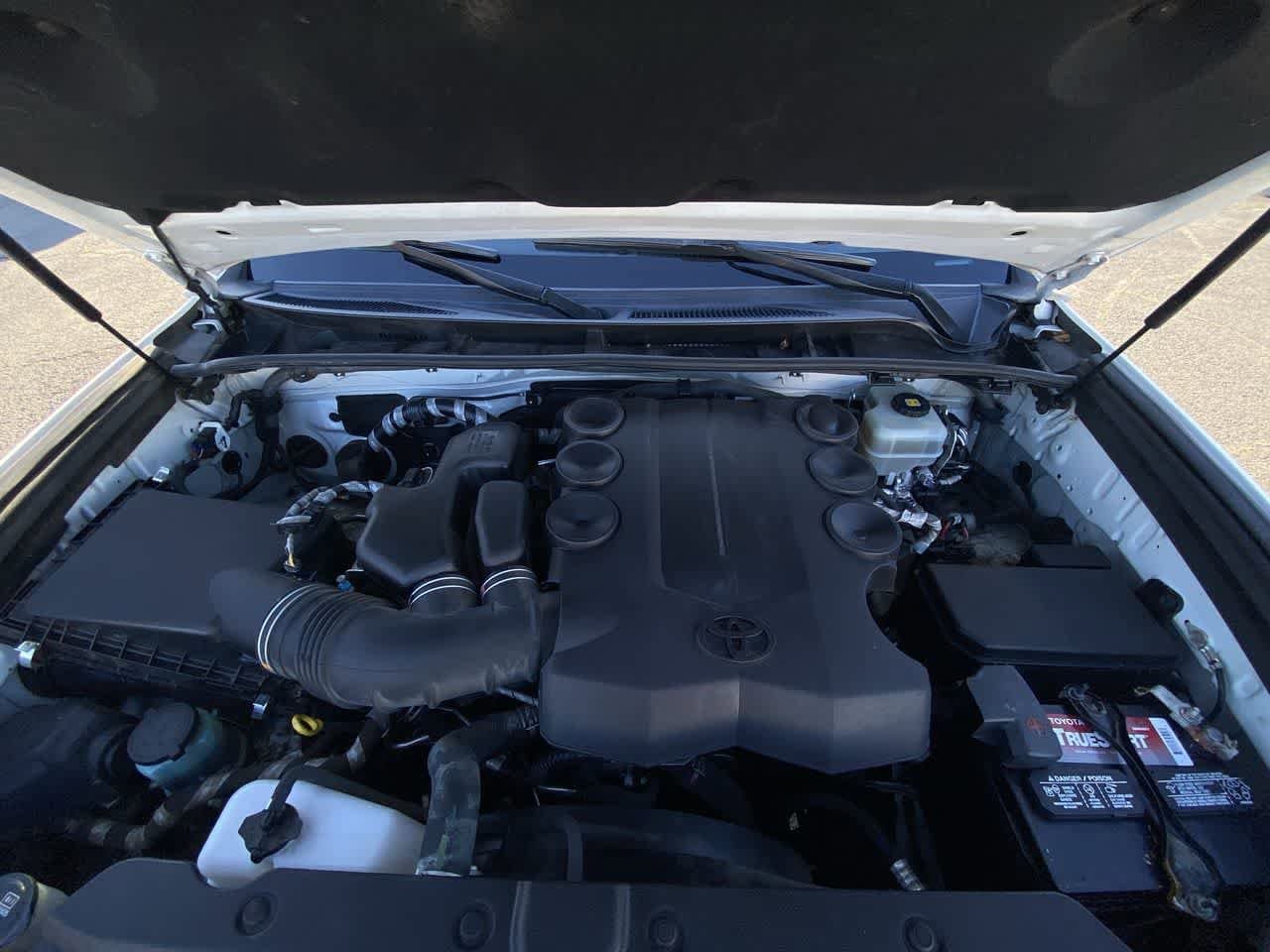 Thumbnail: 2018 Toyota 4Runner - 25