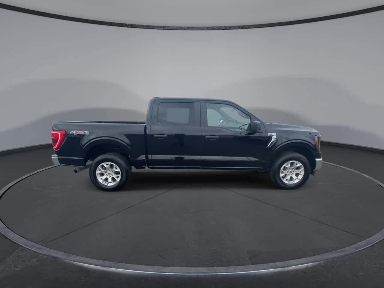 Thumbnail: 2023 Ford F-150 - 9