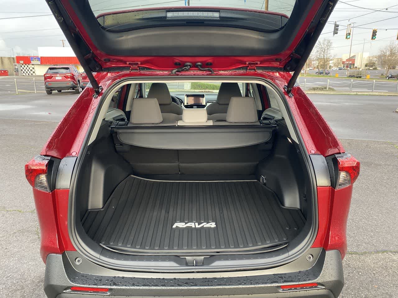 Thumbnail: 2025 Toyota RAV4 - 23