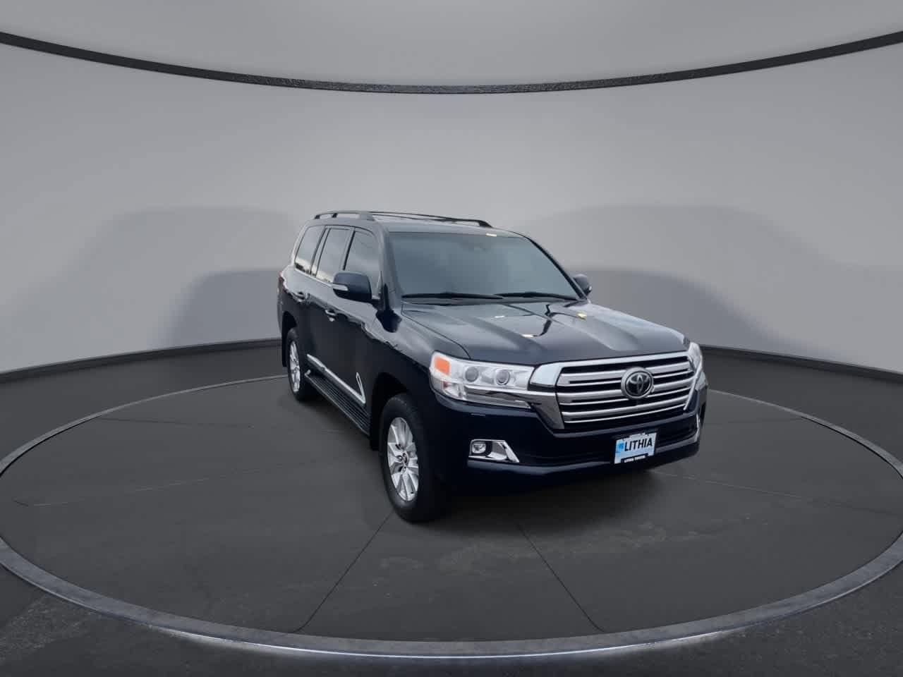 Thumbnail: 2019 Toyota Land Cruiser - 2