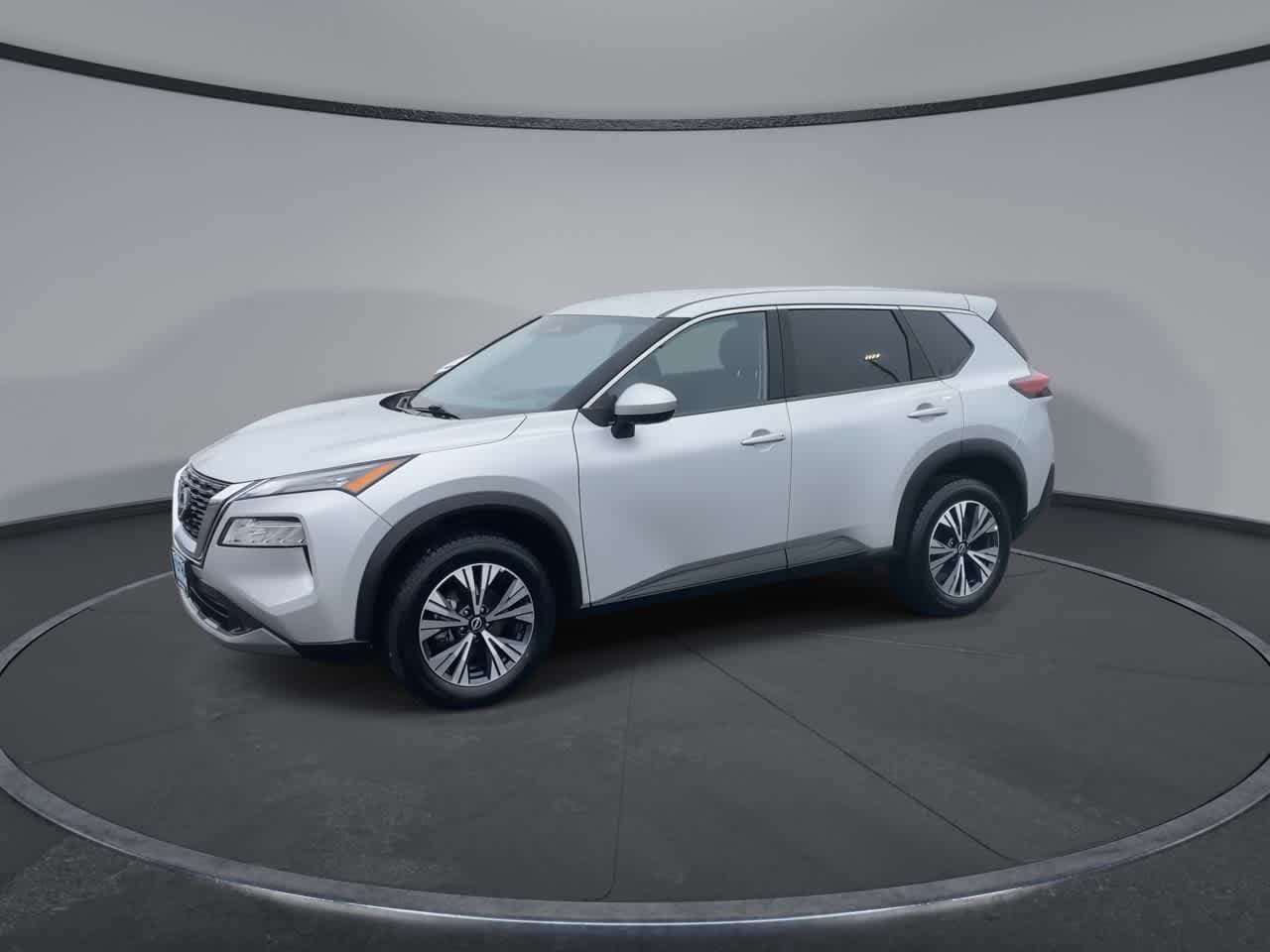 Thumbnail: 2023 Nissan Rogue - 4