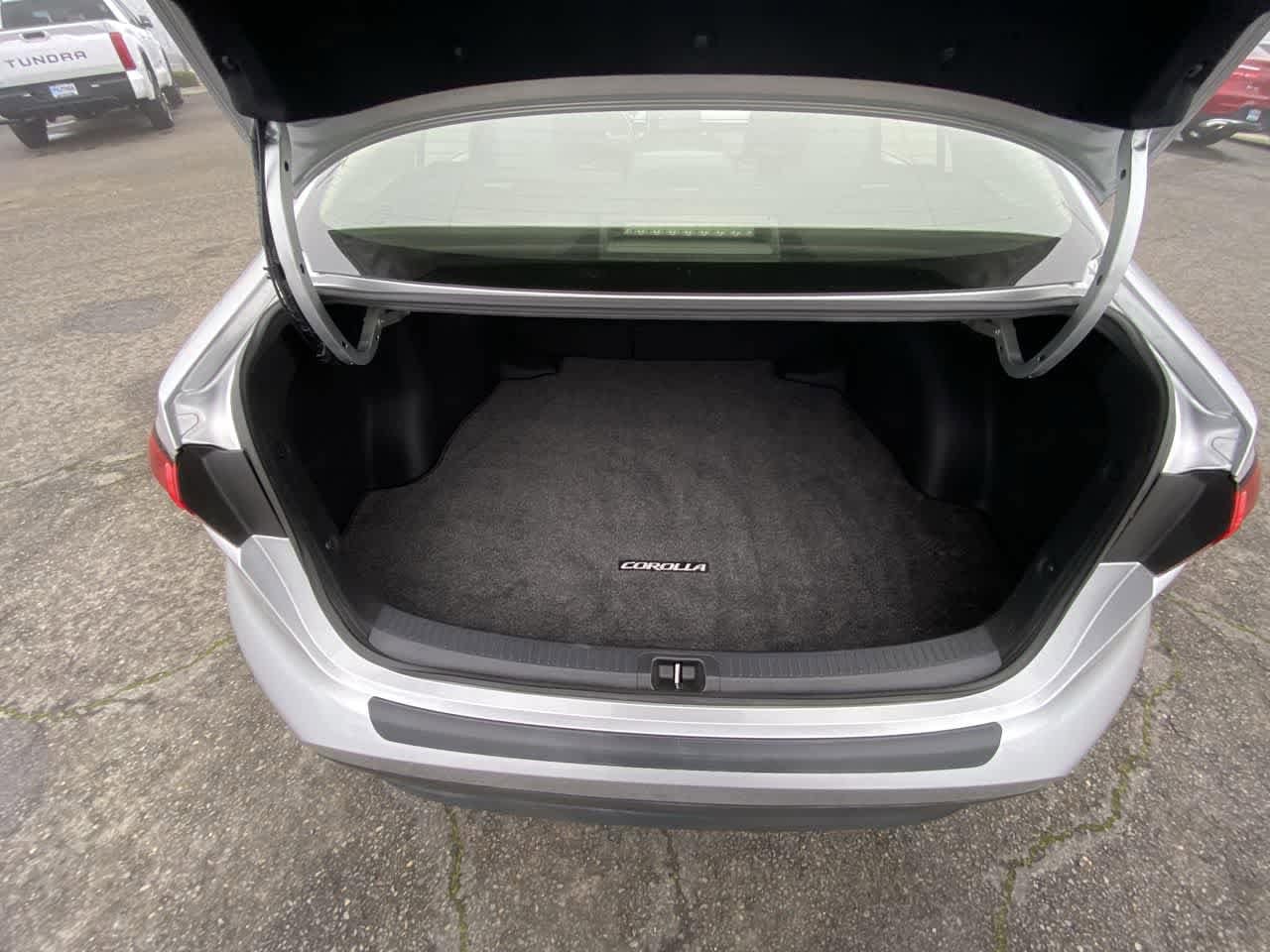 Thumbnail: 2023 Toyota Corolla - 22